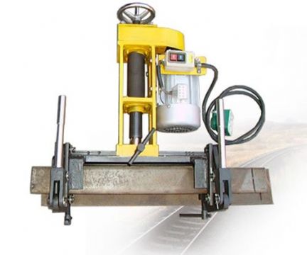 點擊查看詳細信息<br>標題：三相電動鋼軌鉆孔機 閱讀次數(shù)：2411