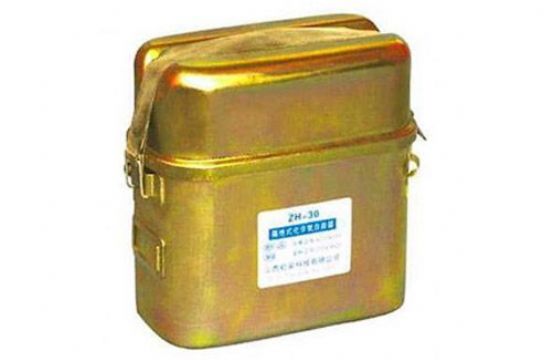 點擊查看詳細信息<br>標題：隔絕式化學(xué)氧自救器 閱讀次數(shù)：2321