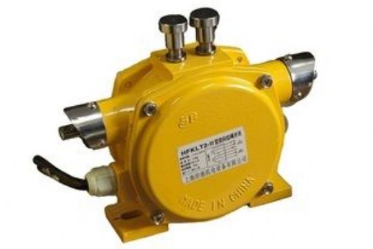 點擊查看詳細信息<br>標題：SL-3雙向拉繩開關 閱讀次數(shù)：1728