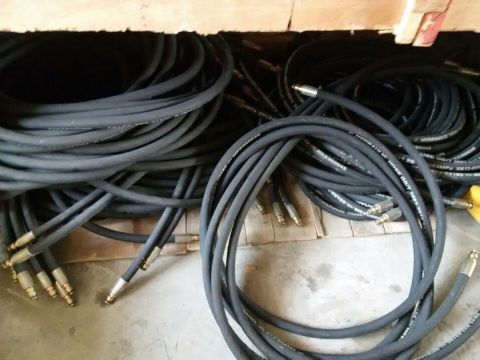 點(diǎn)擊查看詳細(xì)信息<br>標(biāo)題：膠管高壓膠管 直徑19 直徑25  15898635797 閱讀次數(shù)：2038