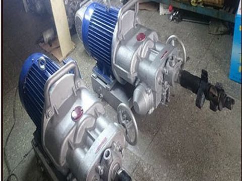 點擊查看詳細信息<br>標題：巖石電鉆 閱讀次數：2083