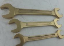 點擊查看詳細信息<br>標題：防爆雙呆扳手 閱讀次數(shù)：175